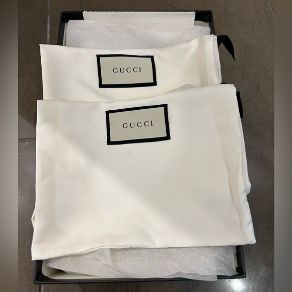 Authentic Gucci Pointed Toe Heels - Picture 8 of 9